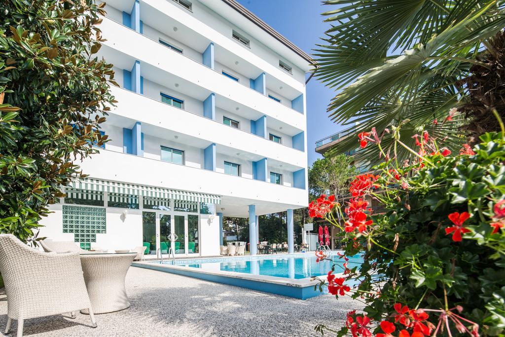 Hotel Olympia Lignano Sabbiadoro Eksteriør billede
